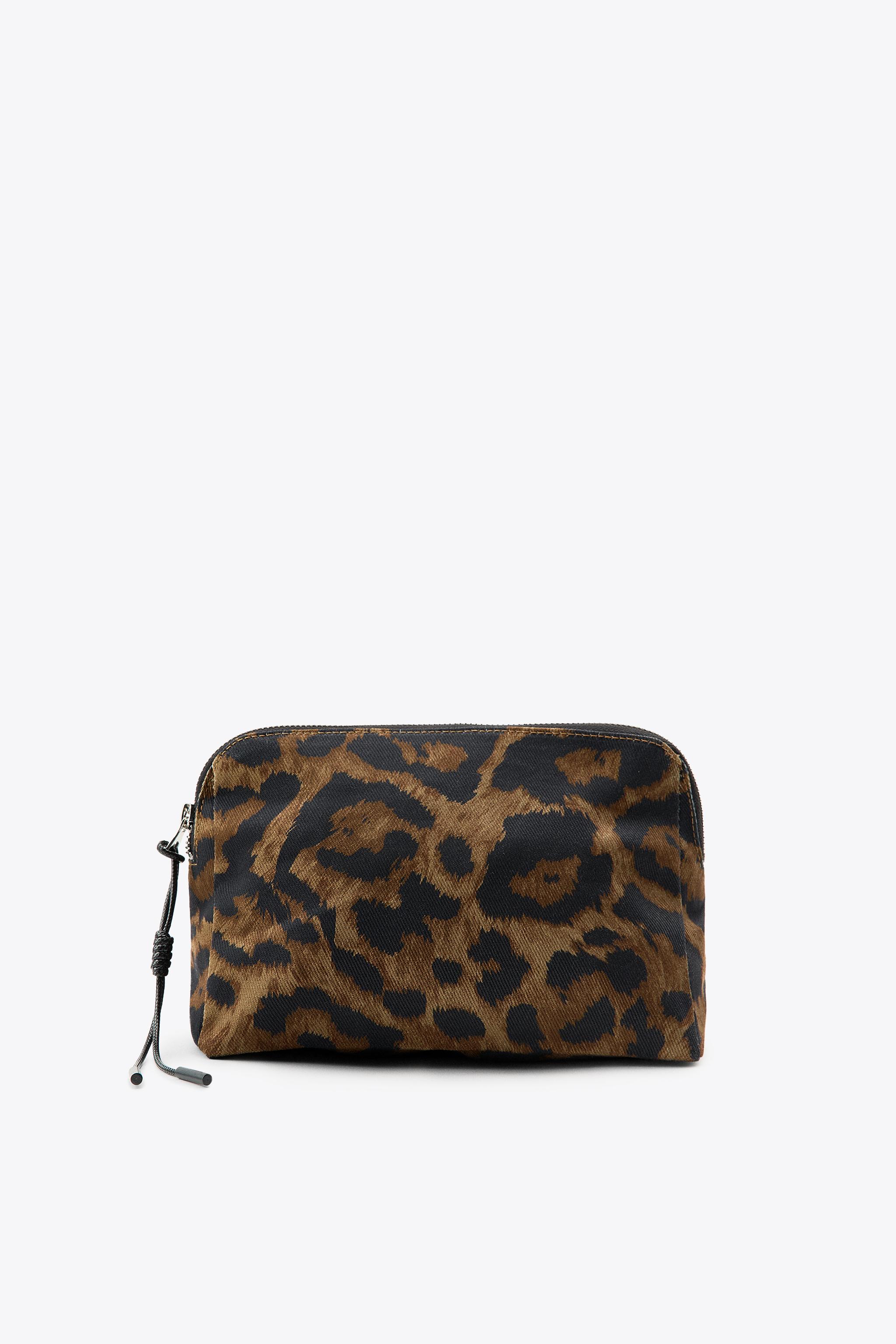 ANIMAL PRINT TWILL TOILETRY BAG